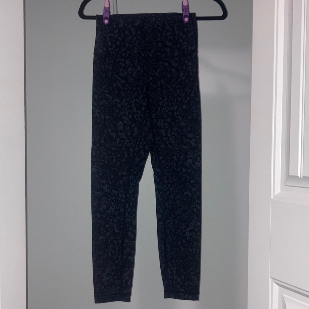 Lululemon Wunder Under HR 25”